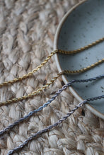 Charger l'image dans la galerie, Chaîne torsadée (longue)