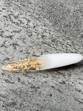 Charger l'image dans la galerie, Barrettes or/blanc/fleur