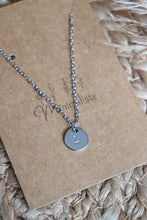 Charger l&#39;image dans la galerie, Collier initiale (argent)
